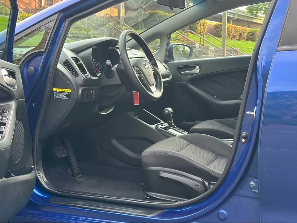 2018 Kia Forte - Image 11 of 14