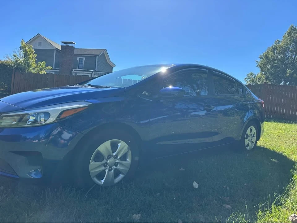 2018 Kia Forte - Image 3 of 12