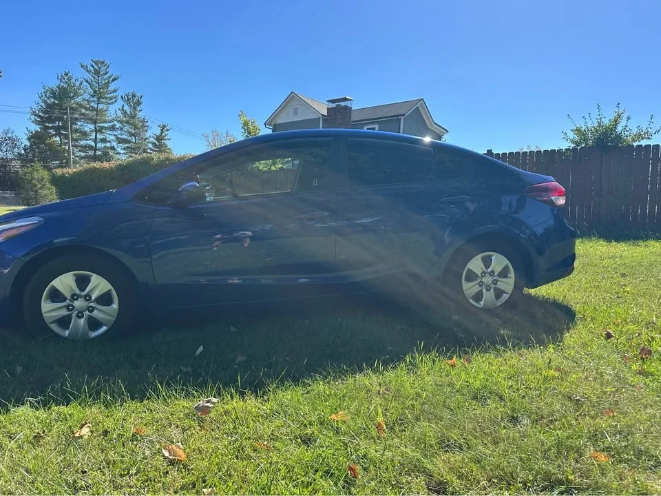 2018 Kia Forte - Image 4 of 12