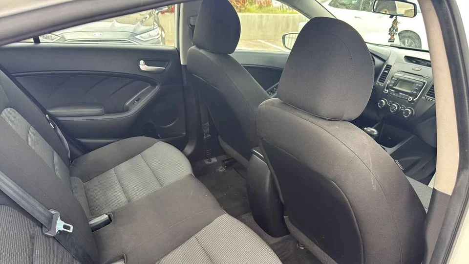 2018 Kia Forte - Image 11 of 13
