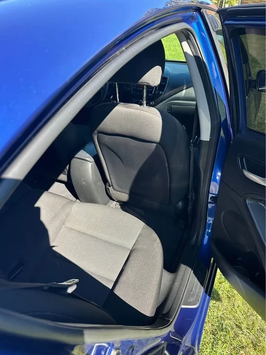 2018 Kia Forte - Image 10 of 12