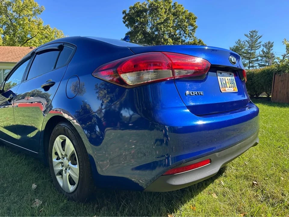 2018 Kia Forte - Image 5 of 12