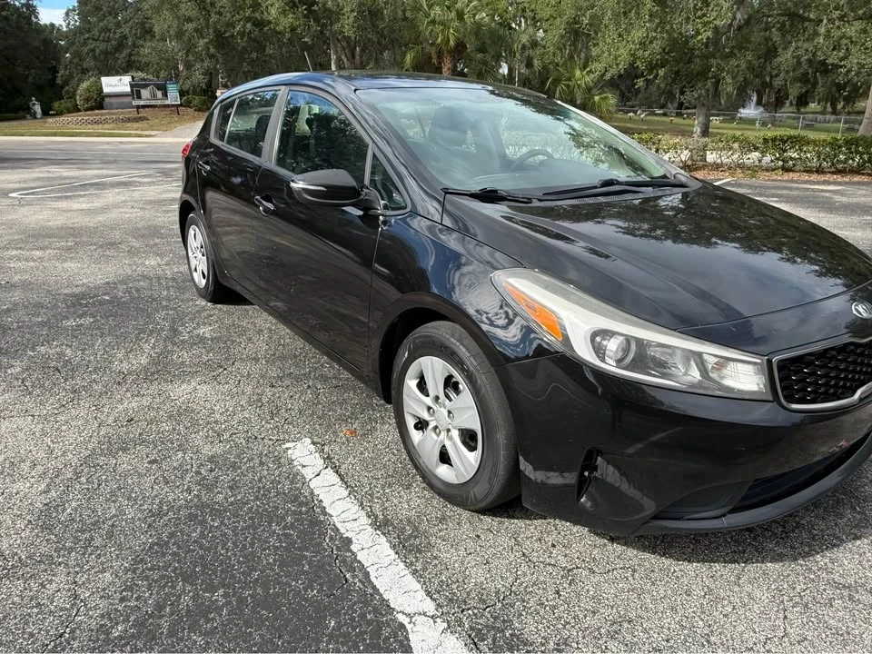 2018 Kia Forte - Image 4 of 15