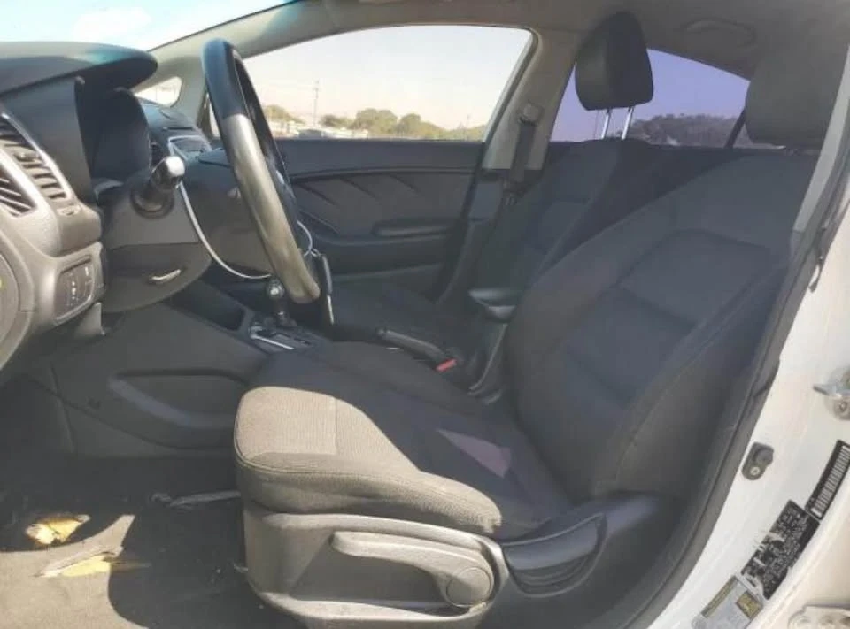 2018 Kia Forte - Image 7 of 7