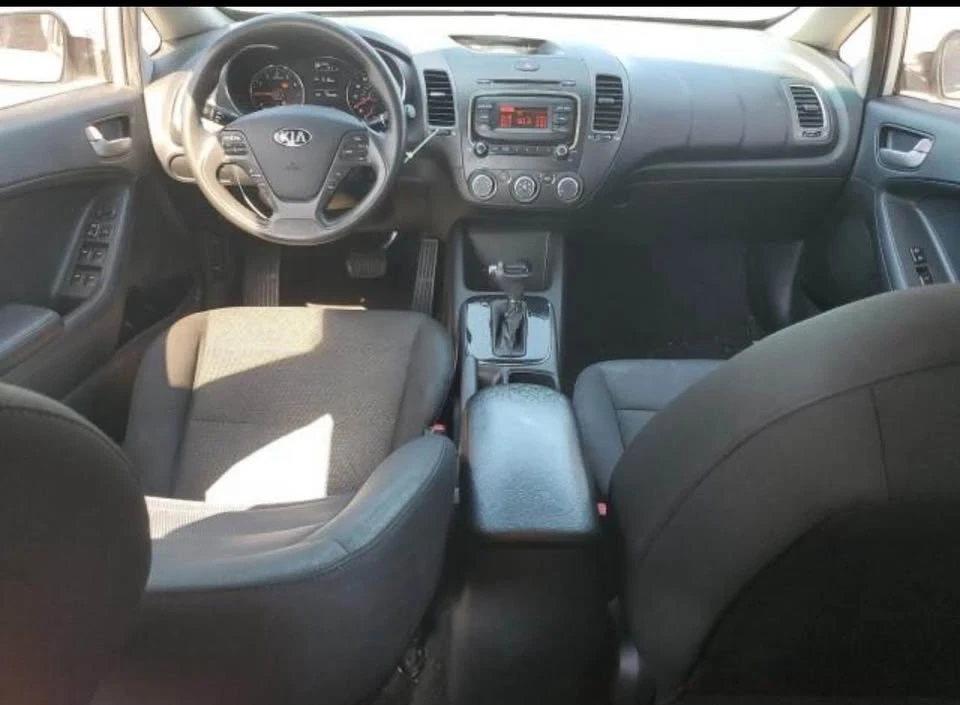 2018 Kia Forte - Image 6 of 7