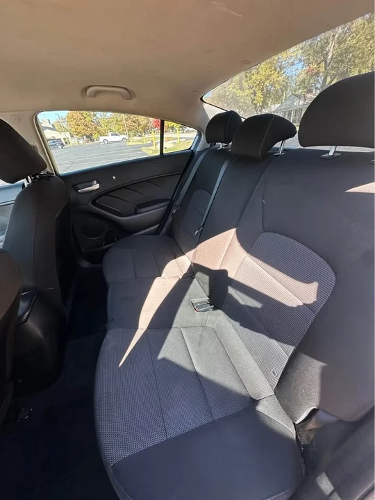 2018 Kia Forte - Image 11 of 13