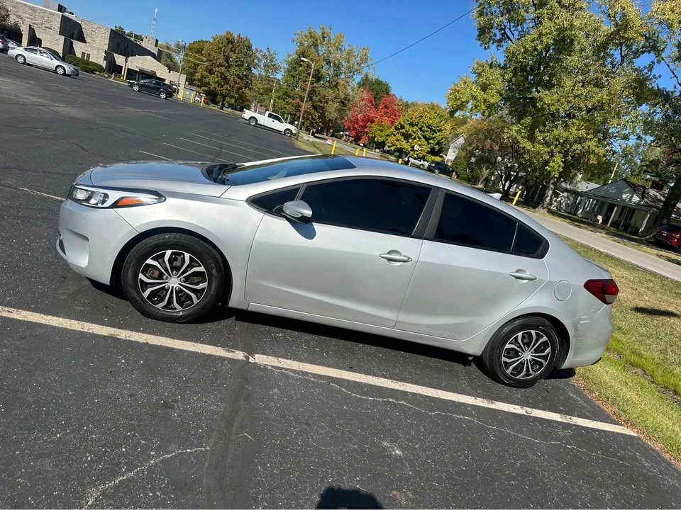2018 Kia Forte - Image 3 of 13