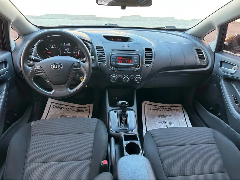 2018 Kia Forte - Image 8 of 10