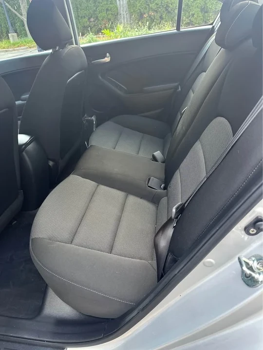 2018 Kia Forte - Image 7 of 9