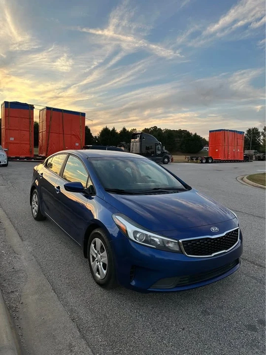 2018 Kia Forte - Image 6 of 15
