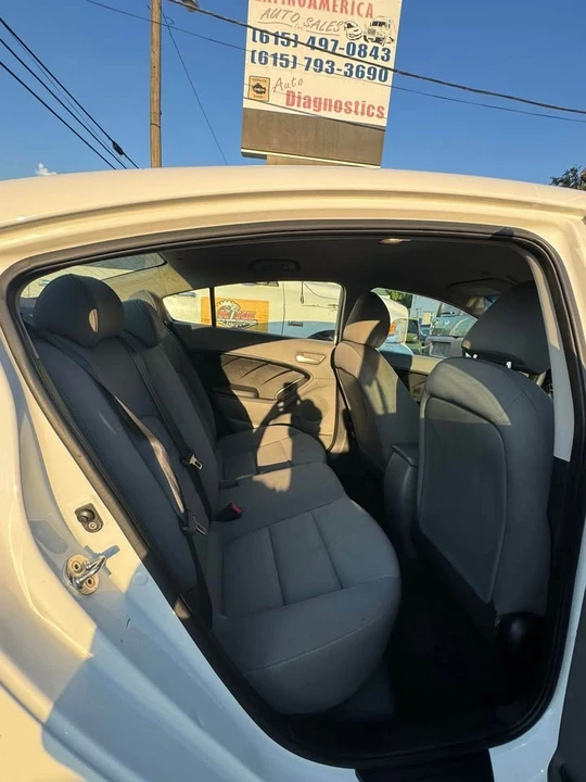 2018 Kia Forte - Image 12 of 13