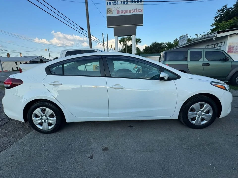2018 Kia Forte - Image 7 of 13