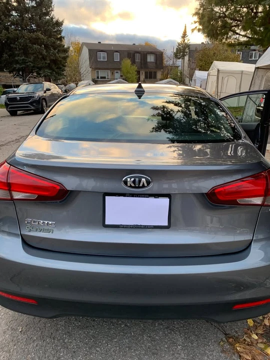 2018 Kia Forte - Image 8 of 11