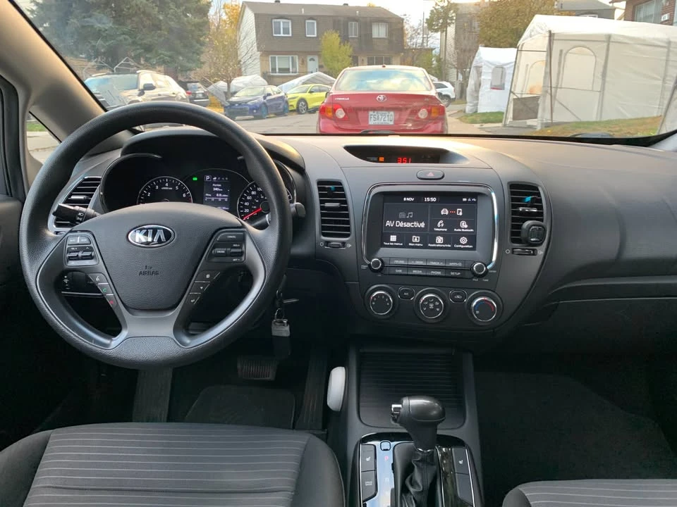 2018 Kia Forte - Image 2 of 11