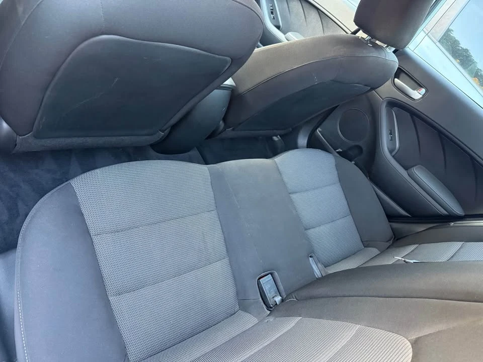 2018 Kia Forte - Image 12 of 17