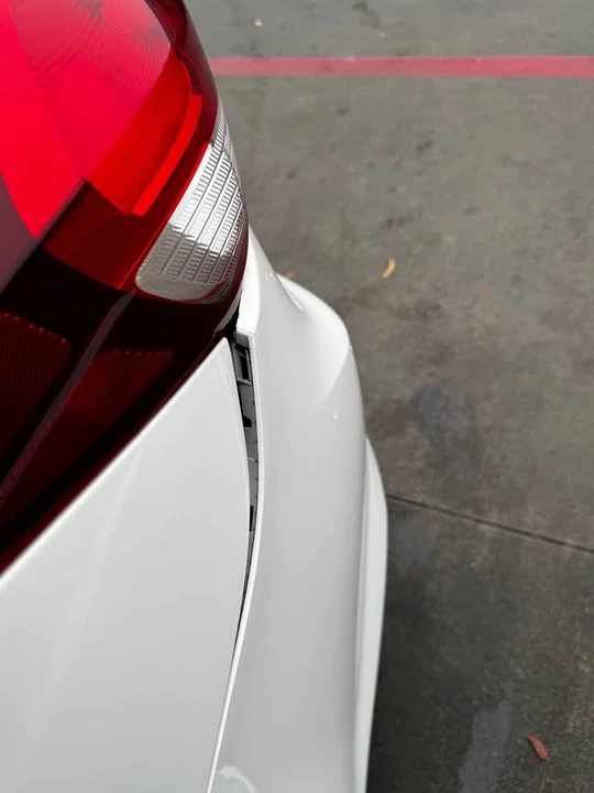 2018 Kia Forte - Image 16 of 18