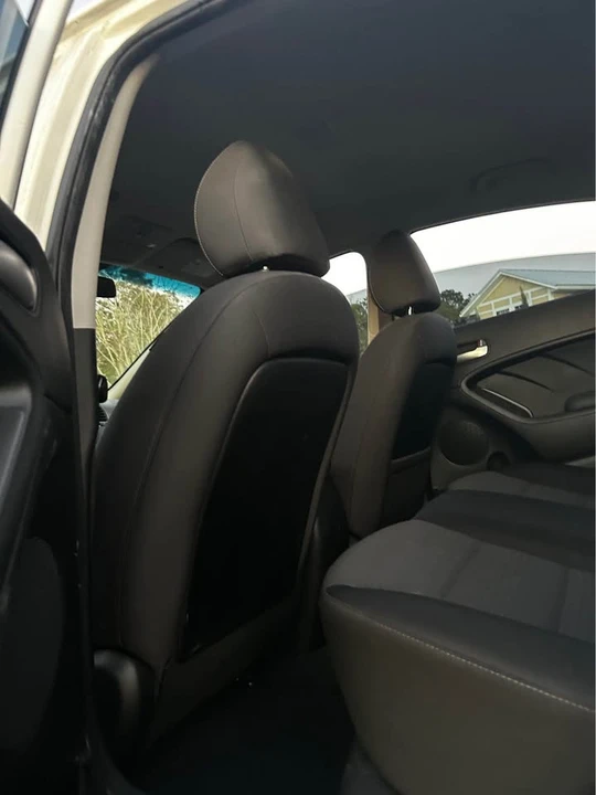 2018 Kia Forte - Image 7 of 11