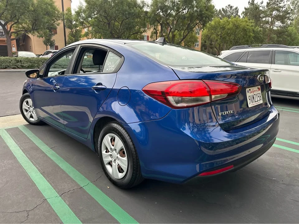 2018 Kia Forte - Image 3 of 9
