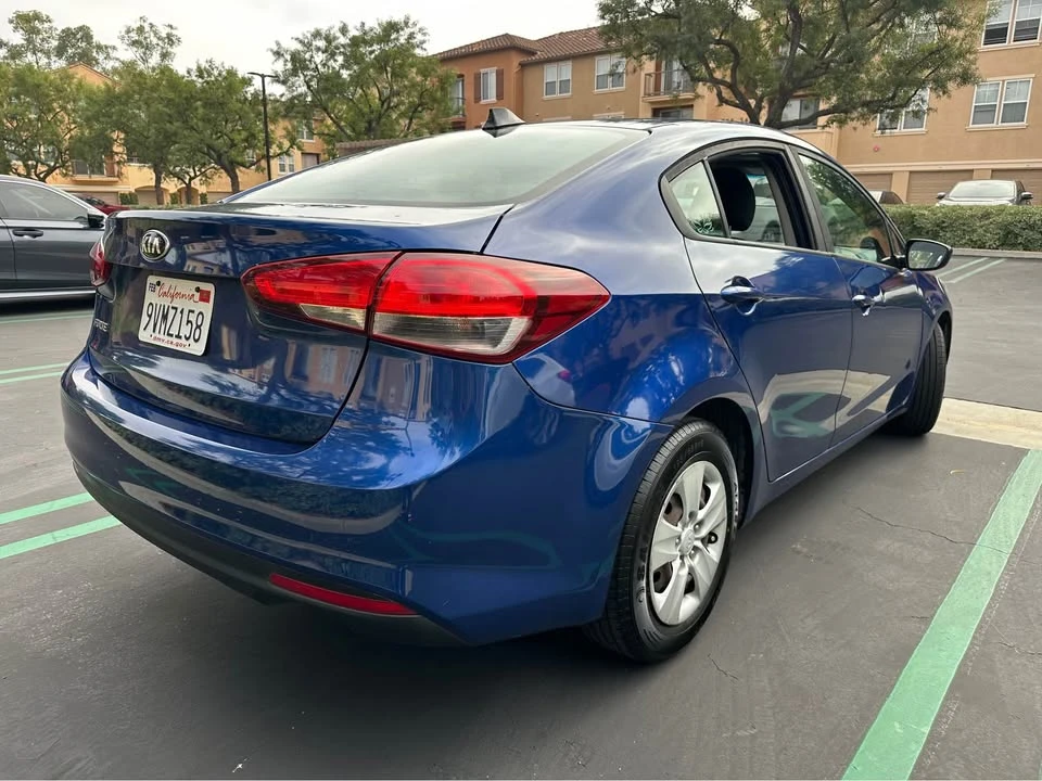 2018 Kia Forte - Image 2 of 9