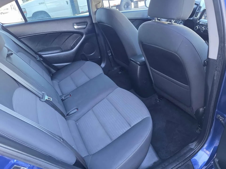 2018 Kia Forte - Image 13 of 16