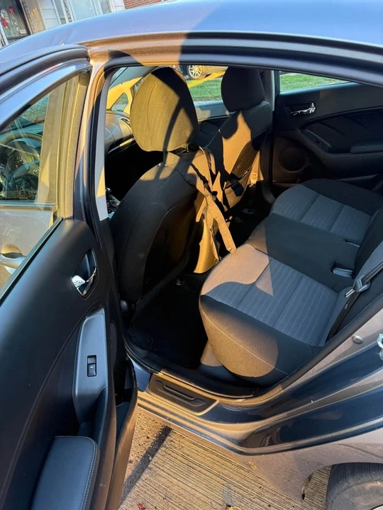 2018 Kia Forte - Image 6 of 9