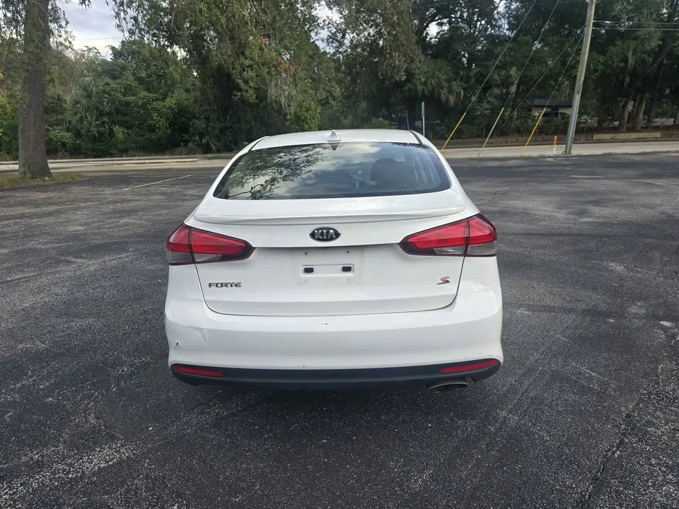 2018 Kia Forte - Image 7 of 13