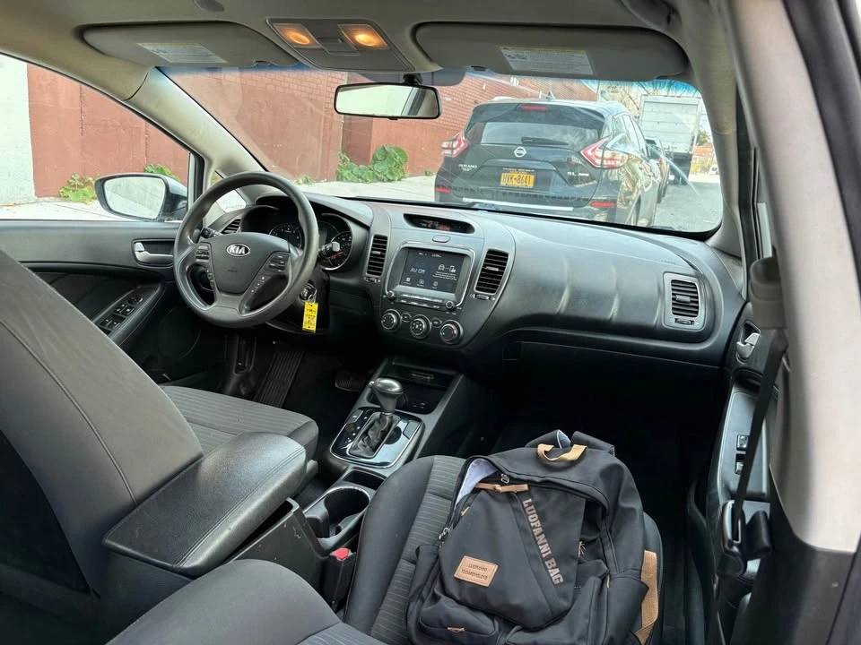 2018 Kia Forte - Image 6 of 14