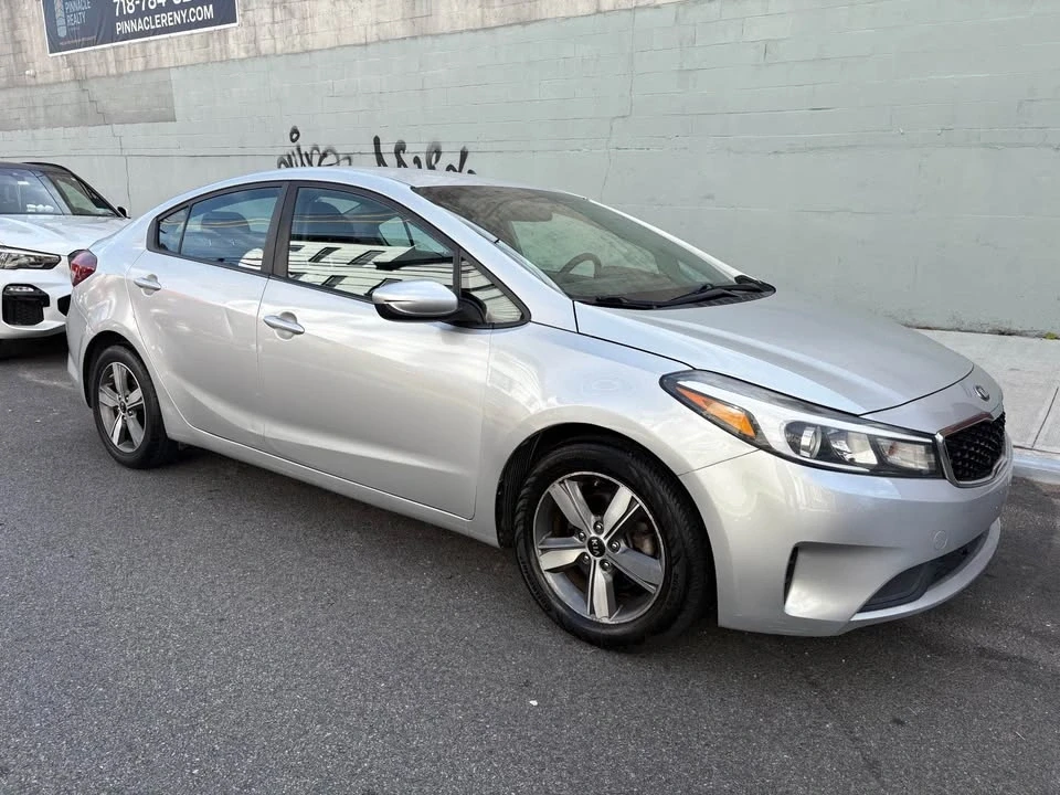 2018 Kia Forte - Image 2 of 14