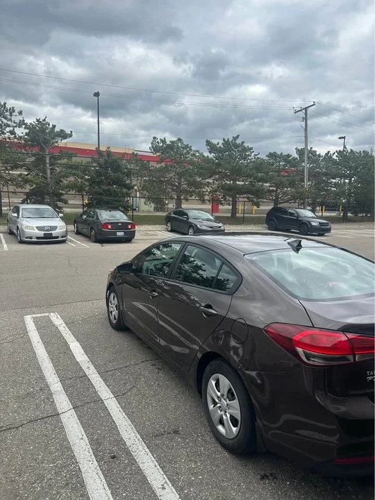 2018 Kia Forte - Image 6 of 10
