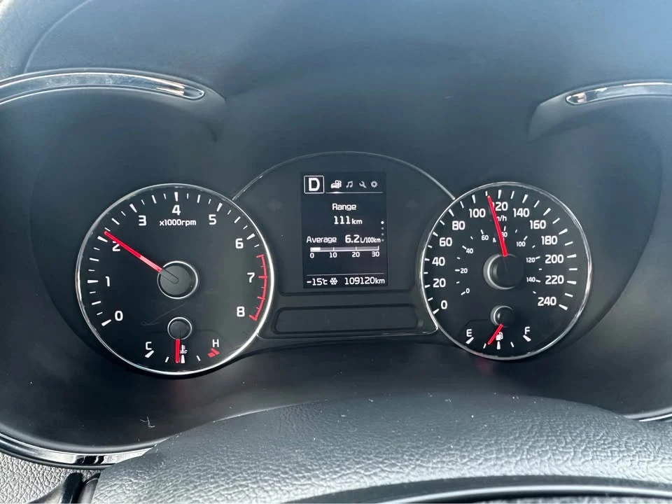 2018 Kia Forte - Image 5 of 8