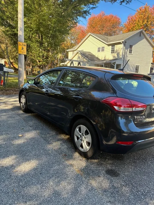 2018 Kia Forte - Image 4 of 14