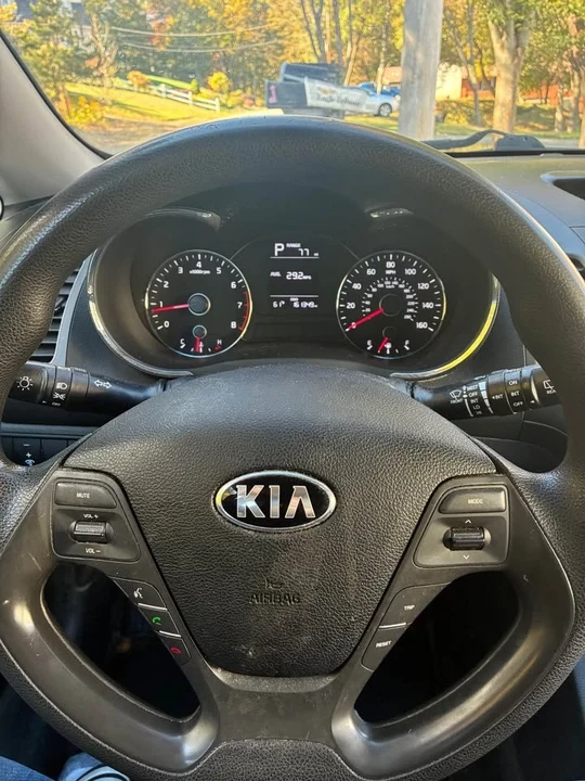 2018 Kia Forte - Image 13 of 14