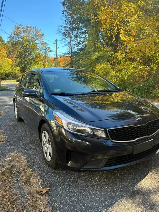 2018 Kia Forte - Image 9 of 14