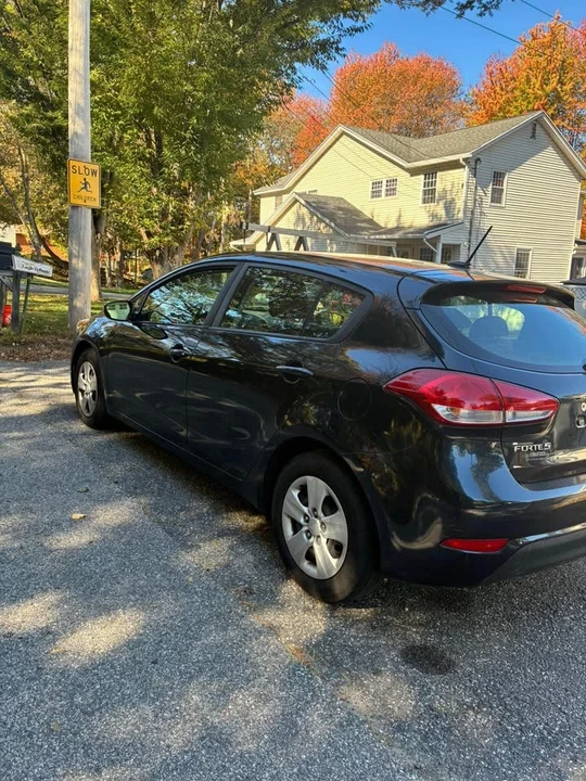 2018 Kia Forte - Image 8 of 14