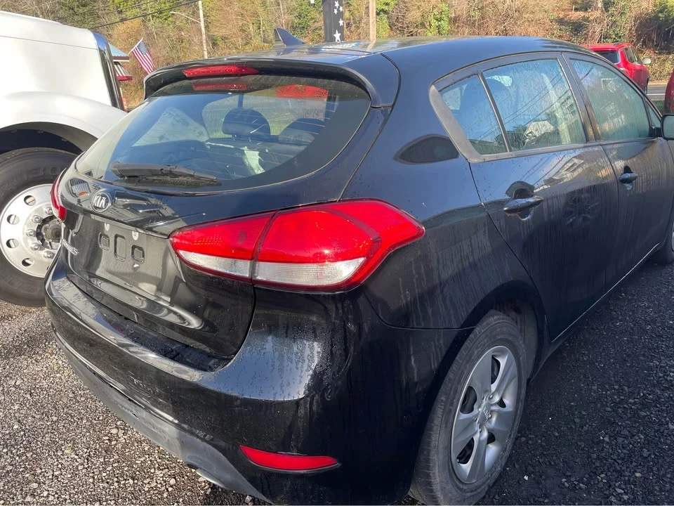 2018 Kia Forte - Image 5 of 6