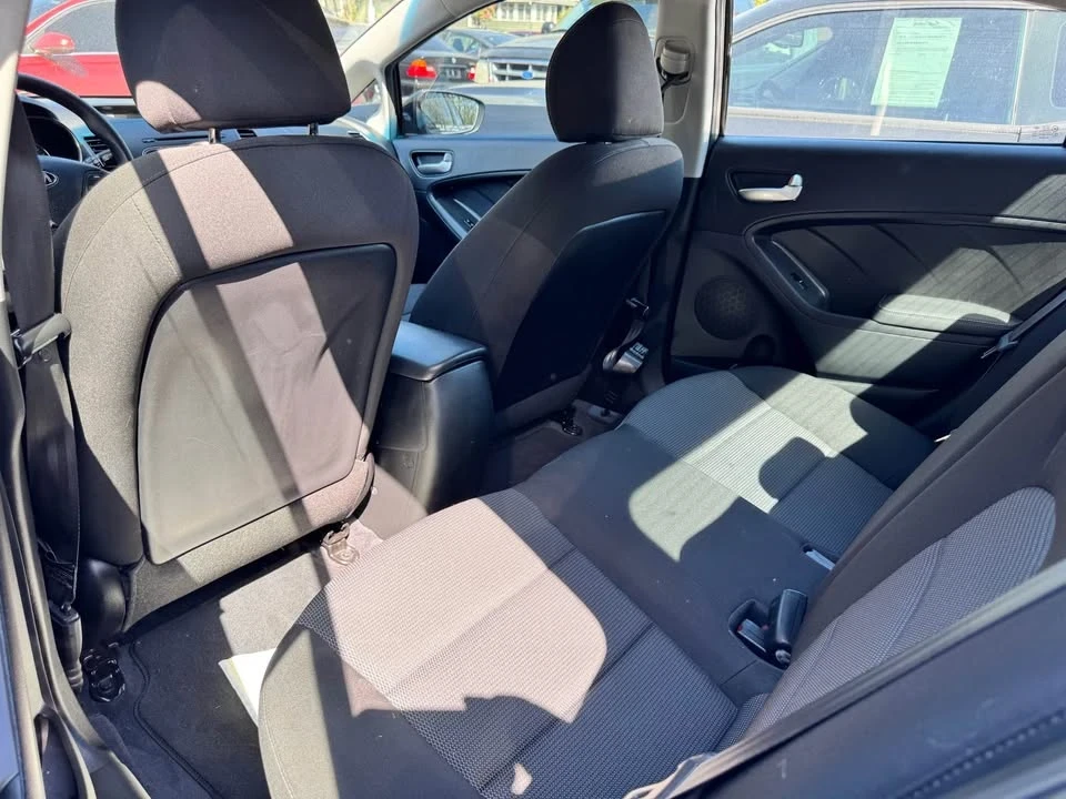 2018 Kia Forte - Image 3 of 6