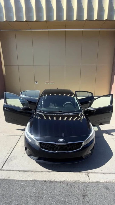 2018 Kia Forte - Image 4 of 18