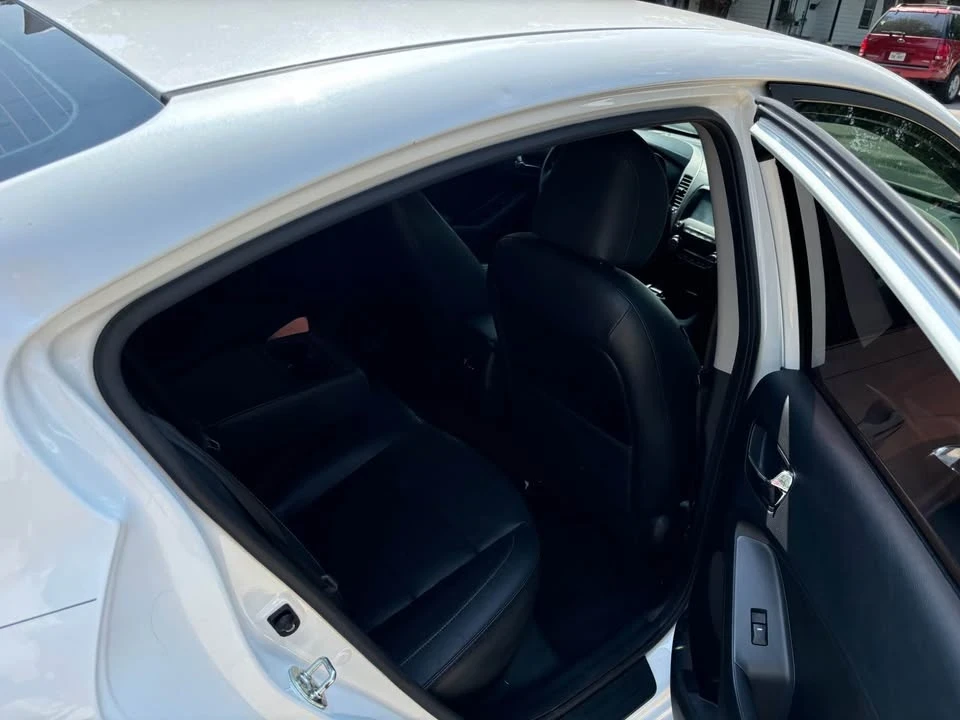 2018 Kia Forte - Image 9 of 12