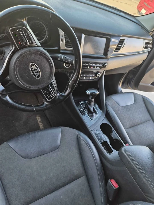 2018 Kia Niro - Image 11 of 14