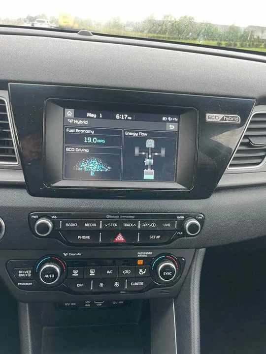 2018 Kia Niro - Image 7 of 8