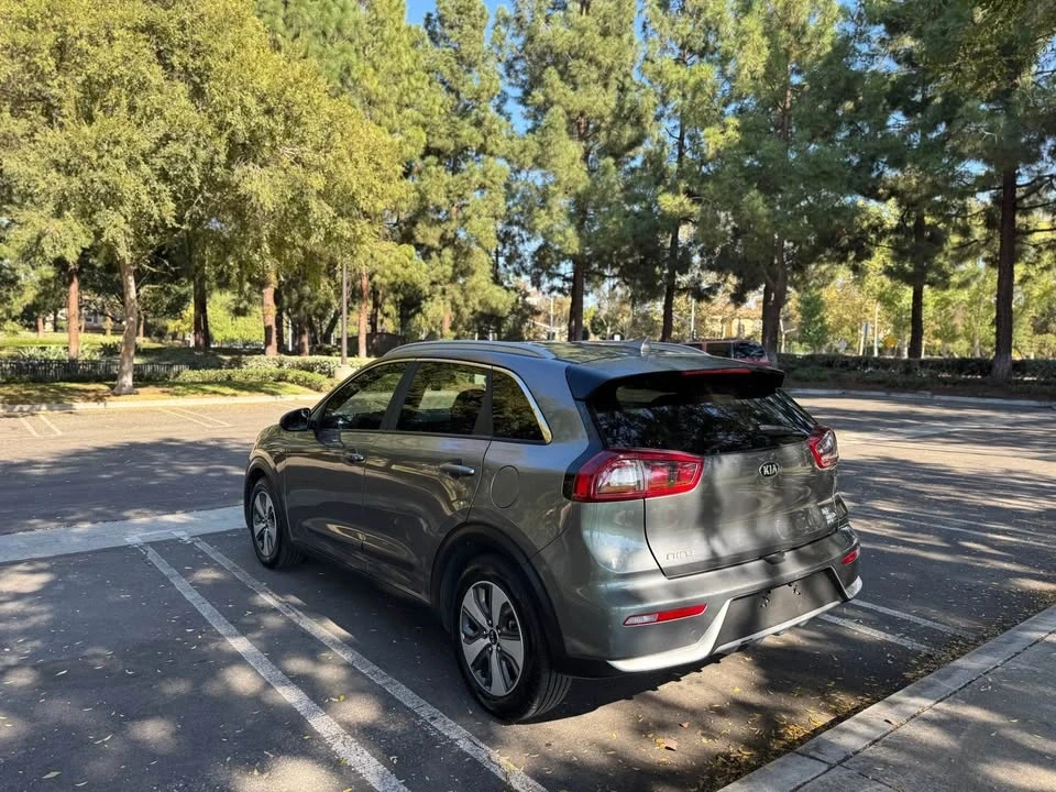 2018 Kia Niro - Image 7 of 14