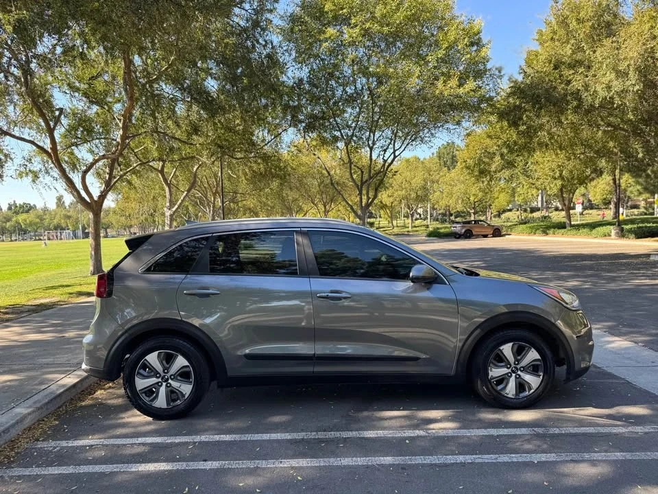 2018 Kia Niro - Image 5 of 14