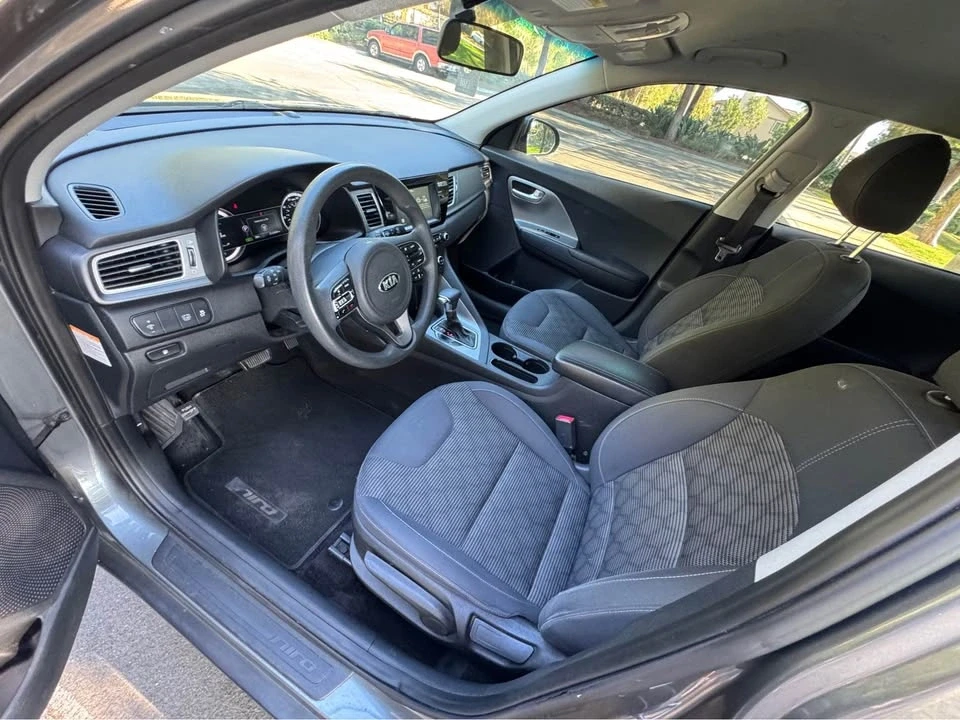2018 Kia Niro - Image 9 of 14