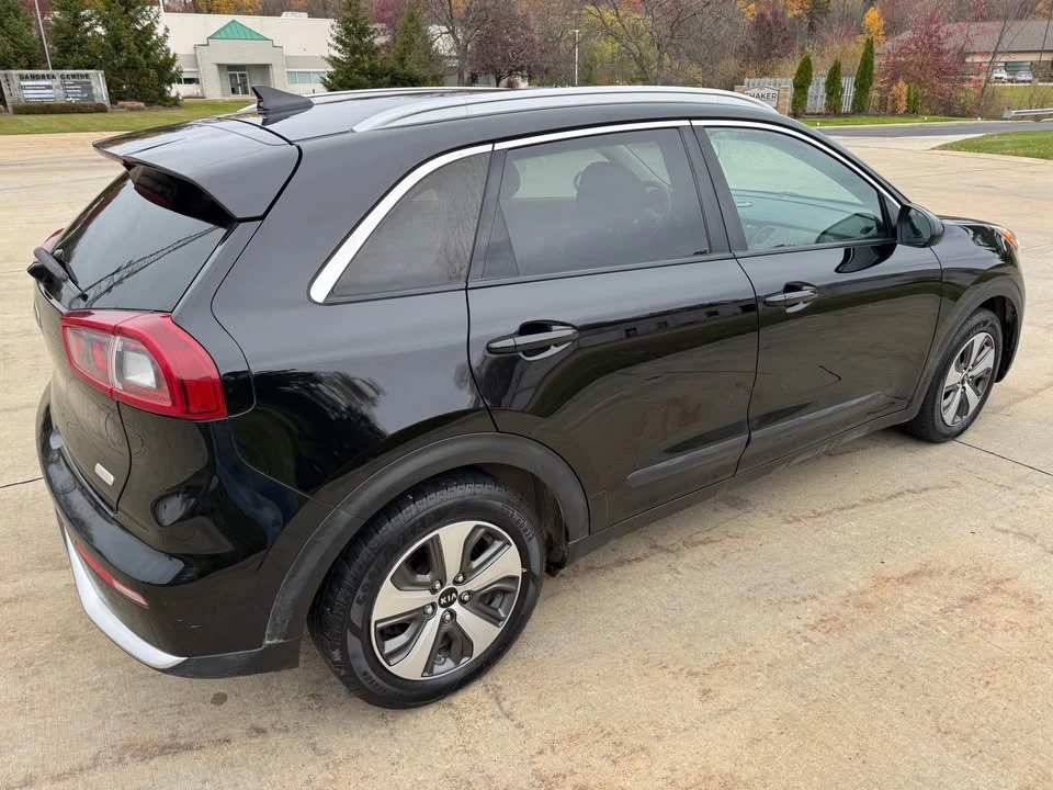 2018 Kia Niro - Image 2 of 16
