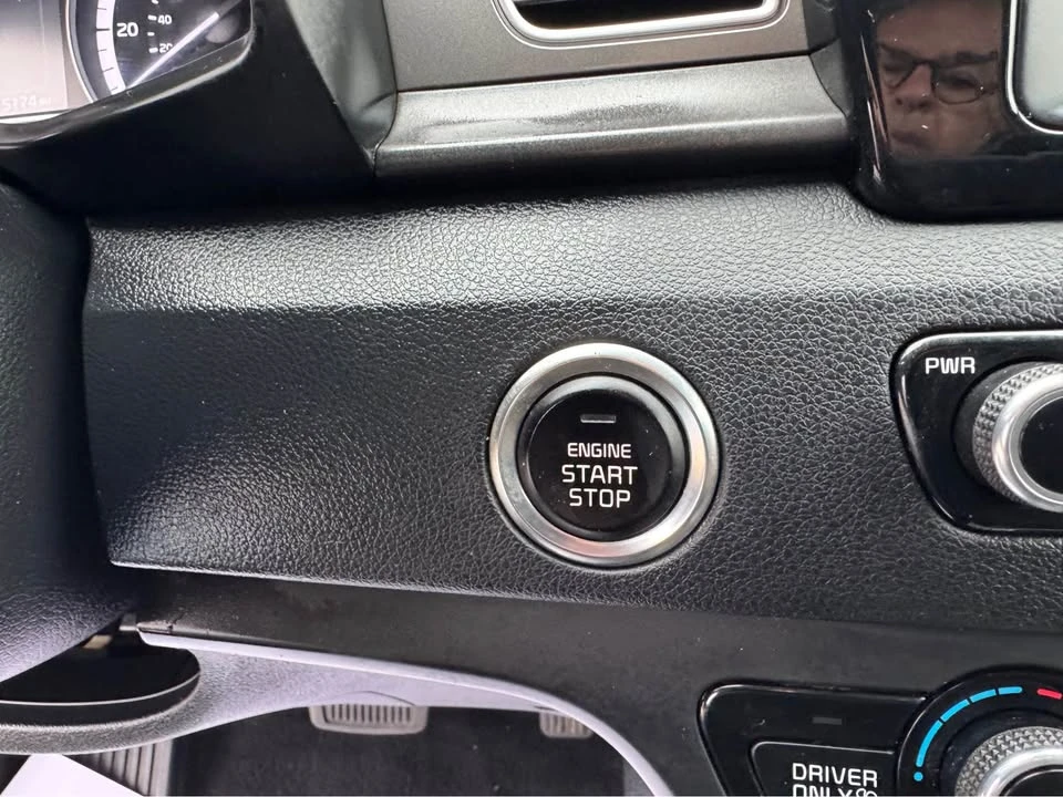2018 Kia Niro - Image 14 of 16
