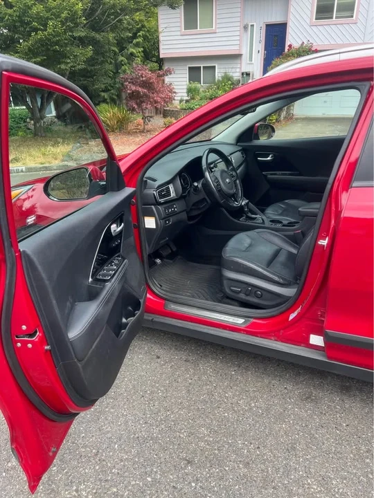 2018 Kia Niro - Image 8 of 9