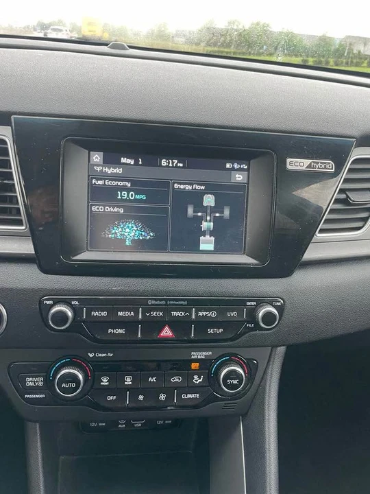 2018 Kia Niro - Image 7 of 8