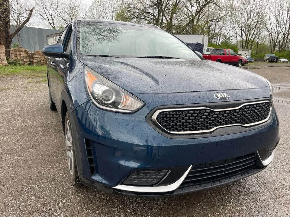2018 Kia Niro - Image 3 of 8