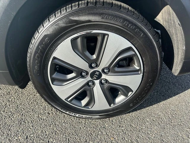 2018 Kia Niro - Image 9 of 19