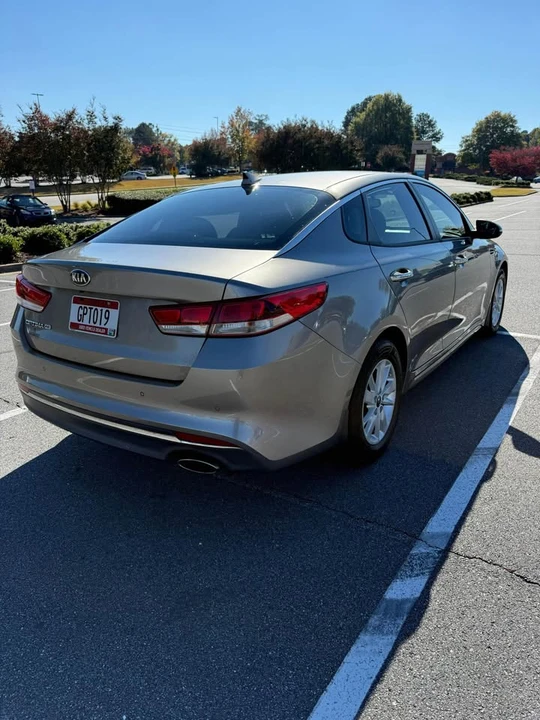 2018 Kia Optima/K5 - Image 6 of 12